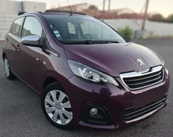 Peugeot 108 1.2 vti style 5 portes TOIT OUVRANT