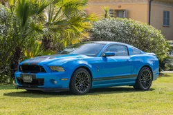 FORD MUSTANG Shelby GT500 SVT