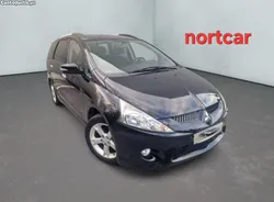 Mitsubishi Grandis 2.0 DI-D Instyle 7 lugares