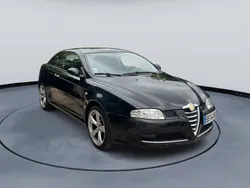 Alfa Romeo GT 1.9 JTDM 150 Q2