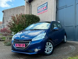 PEUGEOT 208 1,6L e-HDi 92cv Edition Active / 5 Portes / Régulateur / Climatisation / Radar de recul / Bluetooth / Carnet Complet / 1re Main