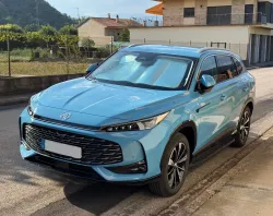 MG HS e 1.5 T-GDI Luxury