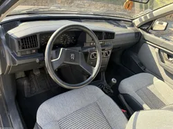 Peugeot 405 1.6 gr 92