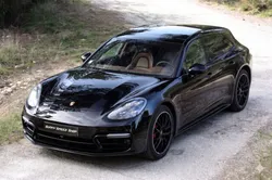 PORSCHE Panamera Turbo - Sport Turismo 550 ch 4.0 V8 Biturbo - Pack Carbone