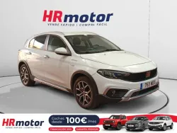 FIAT Tipo 1.5 Hybrid Cross DCT