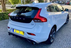 Volvo V40 2.0 190cv D4 R-Design