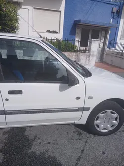 Peugeot 106 Ligeiro de passageiros