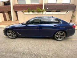 BMW M550 Xdrive motor V8 Biturbo
