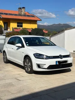 VW Golf E-GOLF