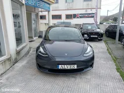 Tesla Model 3 Long-Range Dual Motor AWD