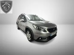 Peugeot 2008 BlueHDi 100 Signature