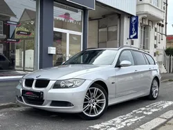 BMW SERIE 3 TOURING E91 320i 170 ch CONFORT / Jantes en 18 pack M / Apple CarPlay écran tactile (vendu avec poste d'origine en plus)