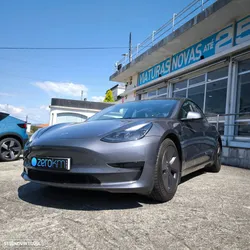 Tesla Model 3 RWD