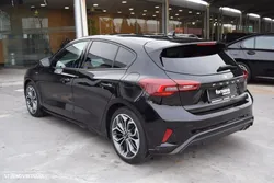 Ford Focus 1.0 EcoBoost MHEV ST-Line X Aut.