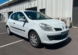 Renault Clio III 1.5 DCI 70 - CLIM - COMMANDE AU VOLANT - DOUBLE CLE