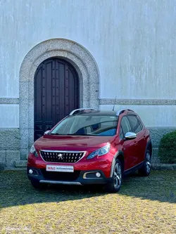 Peugeot 2008 1.2 PureTech Crossway