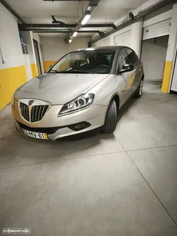 Lancia Delta 1.6 M-Jet Platino