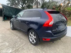 Volvo XC 60 D5 AWD Geartronic Momentum