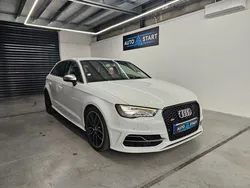 Audi S3 Sportback 2.0 TFSI quattro S-tronic6 300 ch 8V1 / 2éme MAIN / KEYLESS / B&O / SIEGES AV SPORT ELECTRIQUE / FEUX LED ET ESSUIS GLACE AUTO / CLIMATISATION AUTO