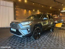 Toyota RAV4 2.5 HDF Square Collection