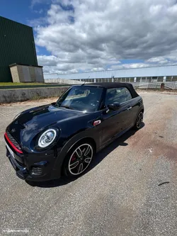 MINI Cabrio John Cooper Works Auto Desportiva