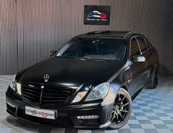 Mercedes E63 amg w212 6.3 / pack performance / jantes brabus / entretien mercedes / full options