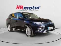 MITSUBISHI Outlander PHEV Kaiteki 4WD