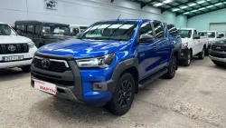 TOYOTA Hilux Cabina Doble Invincible Aut.