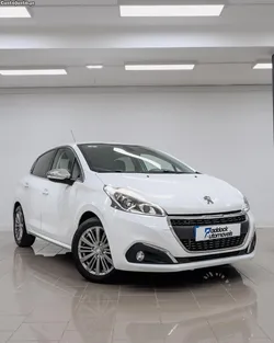 Peugeot 208 Allure 1.6 HDI