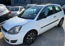 FORD FIESTA V Ph2 1.4 TDCI 68cv 3 Portes.Distribution et Révision Neuve « GARANTIE + 12 MOIS »