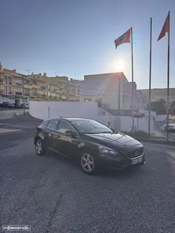 Volvo V40 2.0 D2 Momentum Geartronic