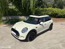 MINI 5 Portas Cooper D Aut.