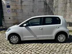 VW Up! street