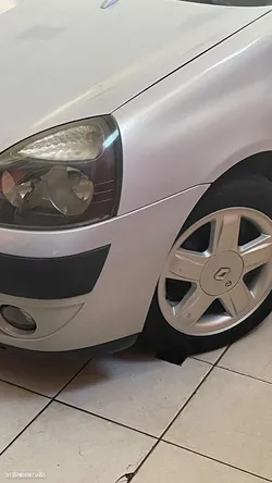 Renault Clio 1.2 16V Extreme
