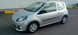 124 000 km renault twingo 1.5 dci 65 cv 1°main