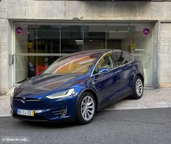 Tesla Model X 90D