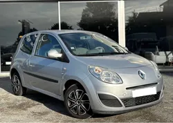 Renault TWINGO II 1.5 dCi 65 cv Trend Distribution - Vidange - Batterie à jour