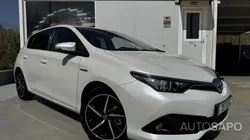 Toyota Auris 1.8 HSD Comfort+P.Sport de 2017