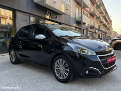 Peugeot 208 1.2 PureTech Signature