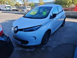 Renault zoé accidentée