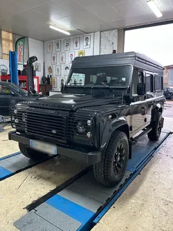 Land Rover defender 110 td4 alucab