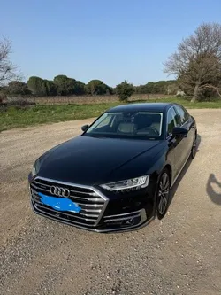 Audi A8 286 cv Quattro 1er main faibles km excellent état
