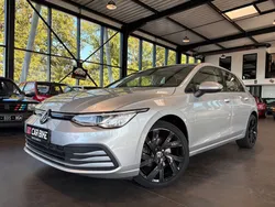 VW Golf 8 TSI 110 ch Garantie 6 ans Suivi complet chez VW Carplay LED Attelage Virtual Cockpit 18P 359/mois