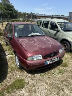 FORD FIESTA 1.25L 86000km d origine en l etat