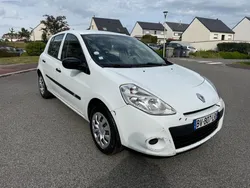 Clio 3 1.5 dci kit distri+embreyage +vidange et filtres + pneu neuf