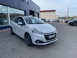 Peugeot 208 1.2I ESSENCE 12V S&S - 110 FELINE