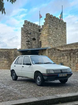 Peugeot 205 look