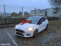 Ford Fiesta 1.5 TDCi S&S ST-LINE