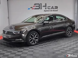 Volkswagen Passat 1.6 TDI DSG7 Connect - 120 cv / Apple Carplay / Radars AV et AR / GPS / Régulateur