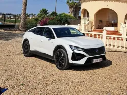 Peugeot 408 408 Hybrid 180 Allure e-EAT8 Allure